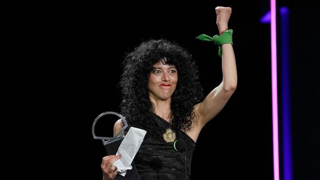 Camila Plaate recibió el premio a mejor interpretación de reparto por su papel en Belén.