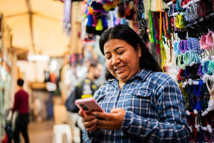 Para cambiar el usuario y la contraseña del wifi, el primer paso es acceder a la configuración del router