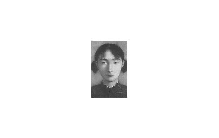 ámbito.com | Una de las bellas pinturas de Zhang Xiaogang, que hace diez años se pagaban 10.000 dólares y hoy se acercan a los 5 millones.