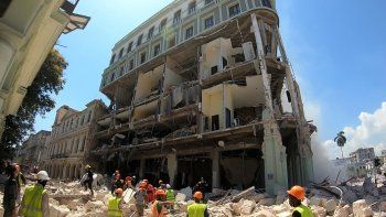Ascienden a 31 los muertos por la explosión del hotel Saratoga de La Habana