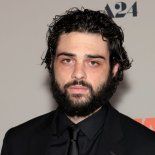 Centineo se pondrá en la piel de John Rambo. Centineo se pondrá en la piel de John Rambo.