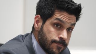 Andrés Ojeda advirtió sobre el rayo kirchnerizador del PIT-CNT al gobierno. Andrés Ojeda advirtió sobre el rayo kirchnerizador del PIT-CNT al gobierno.