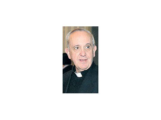 Jorge Bergoglio encerrará hoy a los obispos en el Episcopado para debatir sobre la crisis del campo.