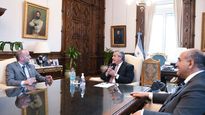 ámbito.com | Martín Insaurralde-Alberto Fernandez-Juan Manzur.jpeg