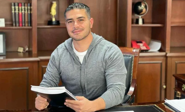 Omar García Harfuch, actual Secretario de Seguridad y Protección Ciudadana, se ha convertido en el objeto del deseo para la nueva temporada debido a su alta popularidad mediática. Omar García Harfuch, actual Secretario de Seguridad y Protección Ciudadana, se ha convertido en el objeto del deseo para la nueva temporada debido a su alta popularidad mediática.