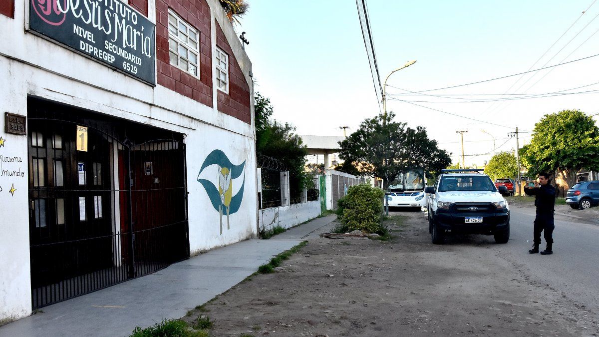 Un alumno llevó gas pimienta a la escuela y se intoxicaron seis compañeros