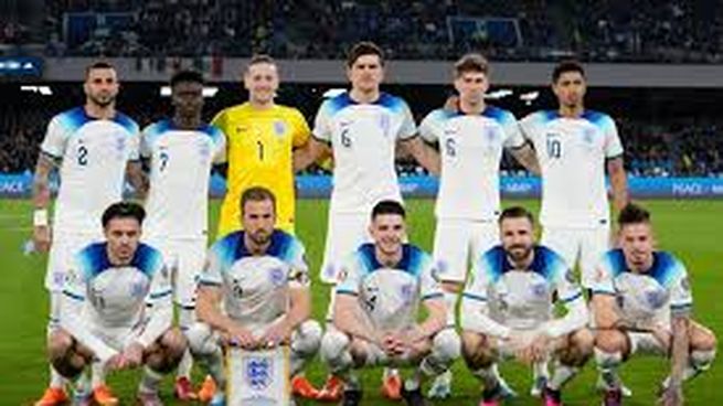 La Selección inglesa se prepara para disputar la final ante España en medio de un escándalo.