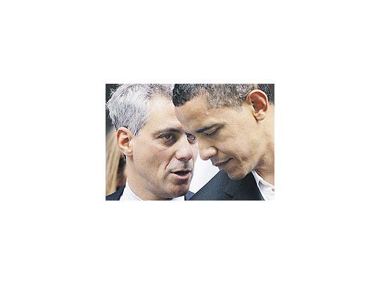 Rahm Emanuel es, entre otras cosas, el encargado de poner un escudo contra las presionespolíticas en torno a Barack Obama. Se lo considera un moderado en lo ideológico,aunque su estilo político suele ser confrontativo.