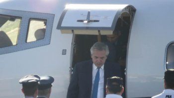 Cabotaje.&nbsp; Alberto Fernández se trasladó a Rosario en el vuelo de cabotaje inaugural de la nueva nave de la Fuerza Aérea.