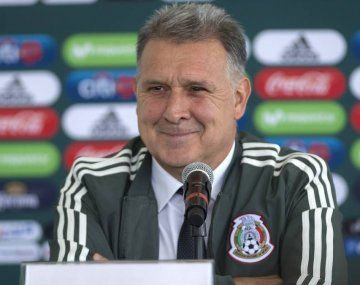 Gerardo Martino fue dado de alta y podrá dirigir a México en Qatar 2022.