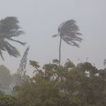 Alerta por los primeros ciclones tropicales del año. Alerta por los primeros ciclones tropicales del año.