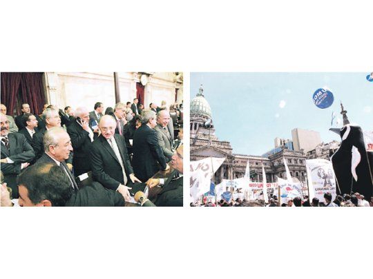 A la espera del discurso, la barra de ministros: Carlos Tomada, Juan Carlos Maqueda (de la Corte Suprema), Lino Barañao, Julio De Vido, Arturo Puricelli, Enrique Meyer, Héctor Timerman y Julián Domínguez; Reapareció ayer la clásica artillería kirchnerista con pingüinos inflables y carteles de culto a la personalidad en la Plaza del Congreso. No hubo gran concurrencia, pero sí muchos colectivos que transportaban, cada uno, a pocos militantes.