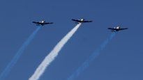 Los aviones hicieorn una demostración en la Ciiudad este martes.