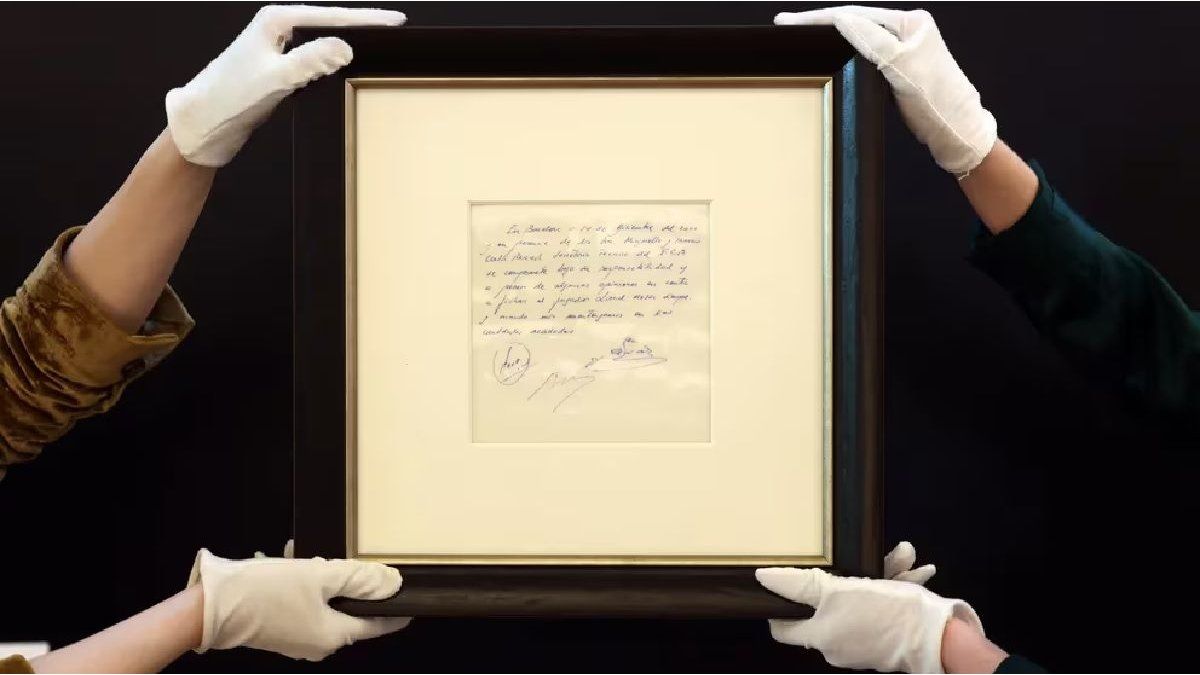 The napkin that marked the first contract between Messi and Barcelona is auctioned: the details