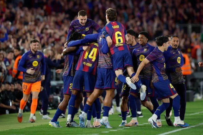 Barcelona se quedó con el clásico ante Real Madrid el domingo tras ganarle 2 a 0 en el Camp Nou. Barcelona se quedó con el clásico ante Real Madrid el domingo tras ganarle 2 a 0 en el Camp Nou.