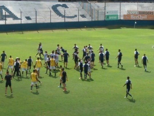 quilmes chacarita pelea.jpg