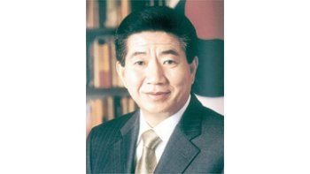 ámbito.com | El presidente de Corea del Sur, Roh Moo-hyun, llegará el domingo a la Argentina para firmar una serie de convenios marco y comenzar a explorar posibilidades de inversión en el país.