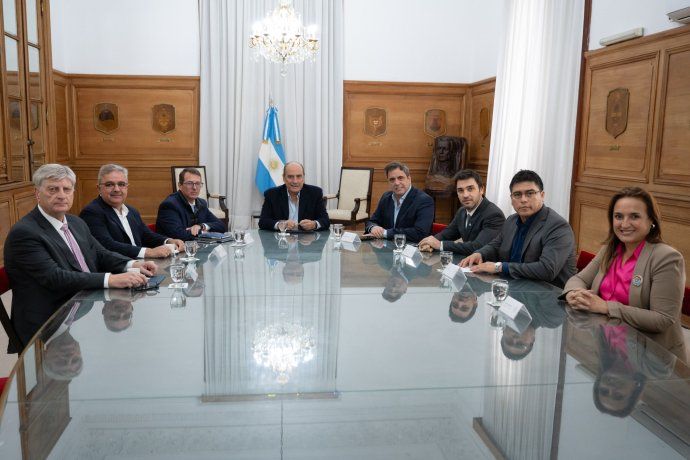 Una comitiva de gobernadores se reunió la semana pasada con Guillermo Francos en la Casa Rosada.