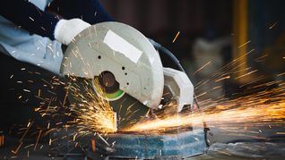 Clima de negocios: cuáles son los obstáculos que frenan la inversión en la industria