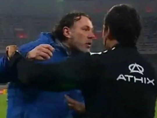 Gabriel Milito, a las trompadas.&nbsp;