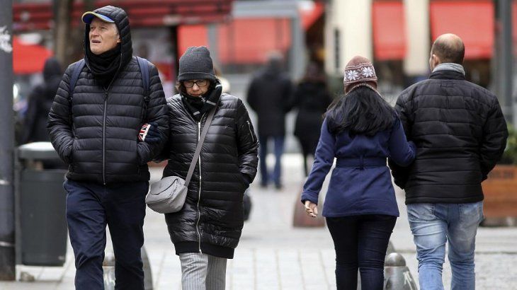 La temperartura esta por debajo de los 7 grados.&nbsp;
