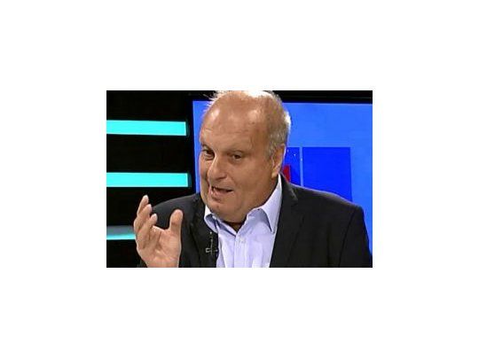Tenemos la misión de normalizar los medios