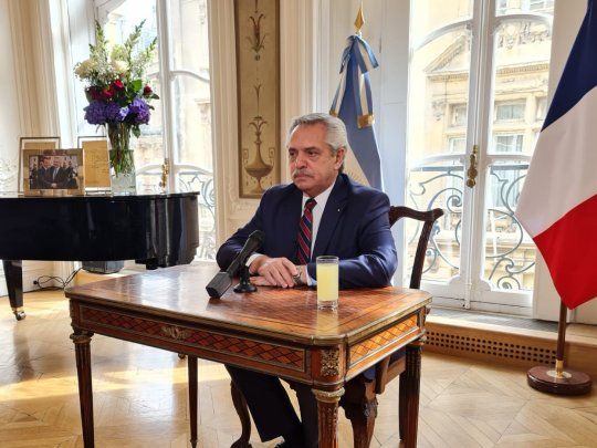 Alberto Fernández en Francia.jpeg