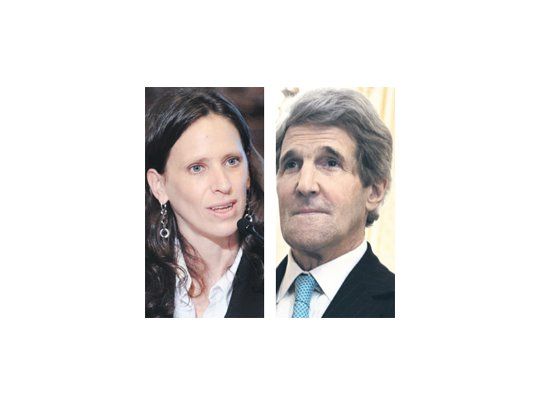 Cecilia Nahón y John Kerry