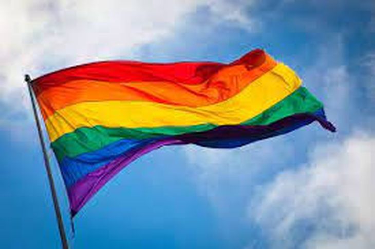 Imagen de la bandera representativa de la comunidad LGBTTIQ+ Imagen de la bandera representativa de la comunidad LGBTTIQ+