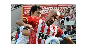 Juan Sebastián Verón serás operado entre el domingo y el lunes en su tobillo derecho.
