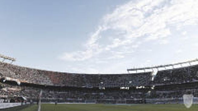 incipiente. La tendencia en el fútbol argentino para empezar a poner nombres de sponsor en los estadios. River será el segundo club en hacerlo luego de que en 2018 Argentinos Juniors hiciera lo propio con su cancha.
