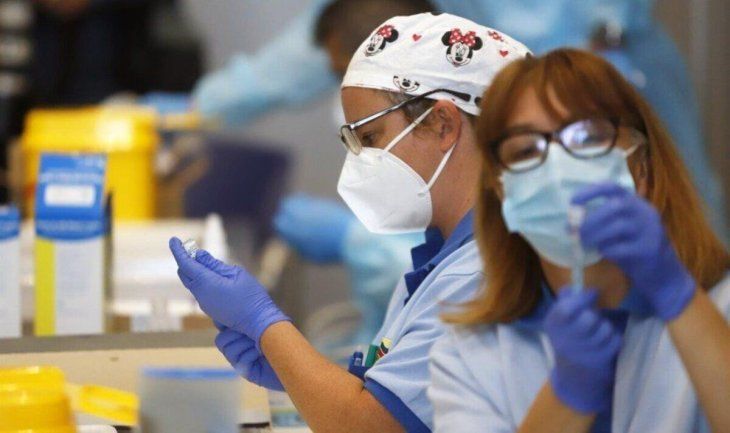 El sector de salud fue una de las categorías que más trabajos creó. 