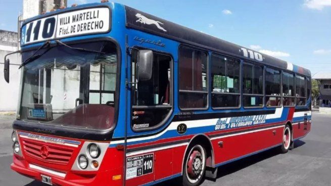 Un colectivo de la línea 110 arolló a una anciana en Las Heras y Bulnes.