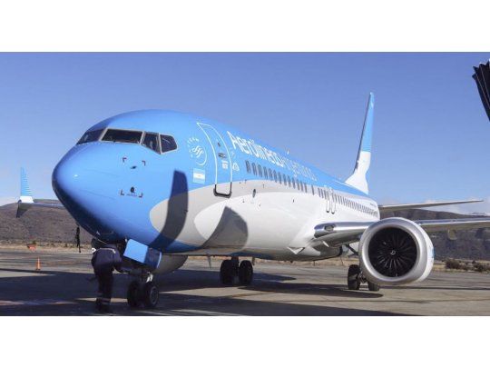 Aerolíneas denunció a sindicato de pilotos por difundir su conflicto gremial durante un vuelo