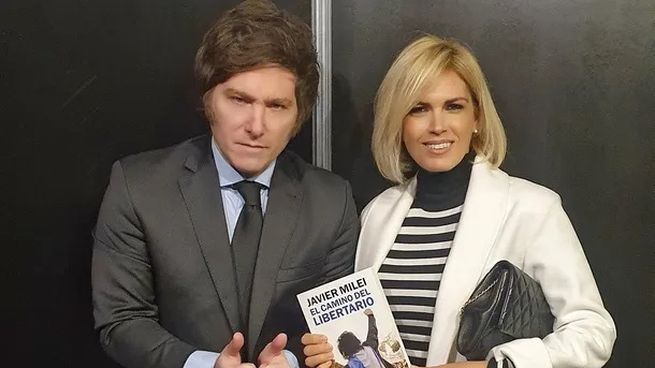 milei canosa feria del libro 2022.jpg