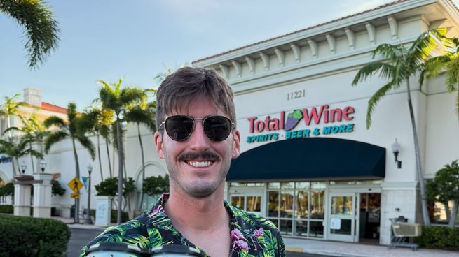 Aaron Nosbisch, creador de una innovadora bebida con cannabis, convirtió su visión en un negocio que hoy genera Tmillones en ingresos.