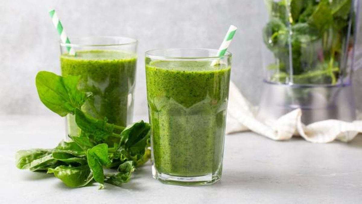 This juice combines fruits and vegetables and is ideal for reducing fatigue