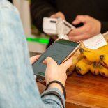 Las verdulerías se encuentran dentro de la categoría de Comercios de Cercanía. Las verdulerías se encuentran dentro de la categoría de Comercios de Cercanía.