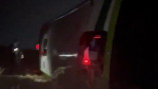 Sucedió a la altura de Carmen de Areco. Llevaba cerca de 20 pasajeros y venían de Córdoba.