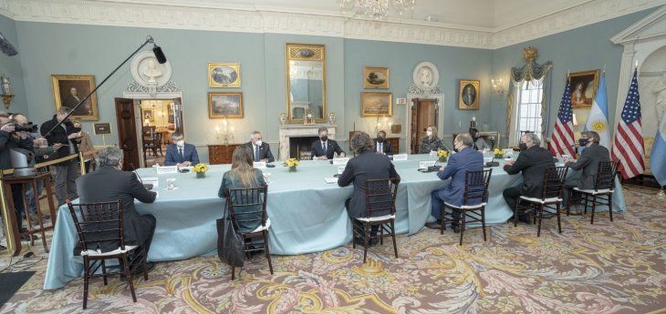 CAFIERO BLINKEN 5.jpg