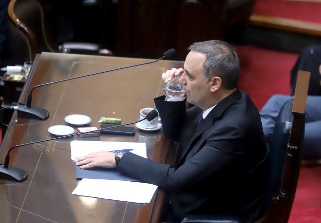 Manuel Adorni dio detalles de su declaración jurada. 