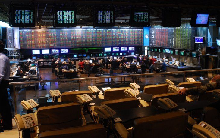 el s&p merval escalo casi 5% alentado por suba del dolar contado con liqui