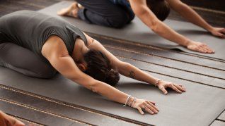 A partir de los 50 años, el yoga se consolida como una herramienta efectiva para fortalecer el cuerpo
