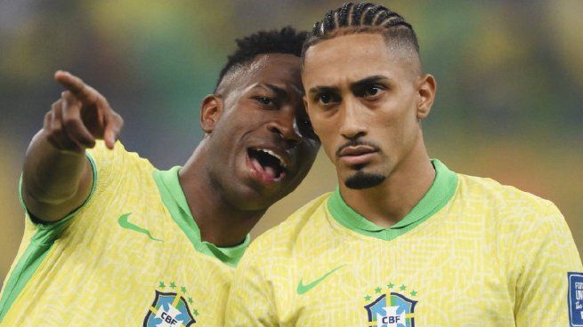 Raphinha y Vinicius, las dos grandes amenazas de Brasil de cara al partido con Argentina