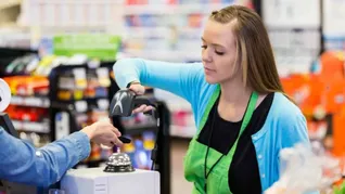 Los ingresos de marzo incluyen diferencias según la categoría del trabajador, presentismo, antigüedad y horas extras. Los ingresos de marzo incluyen diferencias según la categoría del trabajador, presentismo, antigüedad y horas extras.