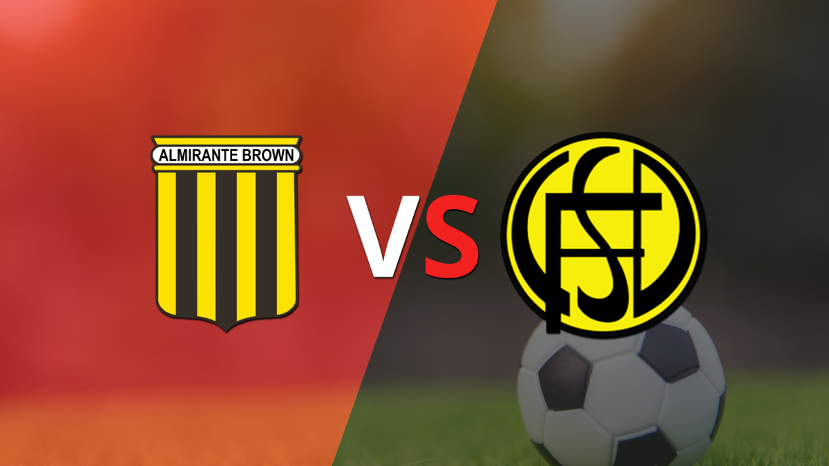 The first half ends with an advantage for Almirante Brown over Flandria