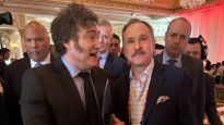 Javier Milei junto a Peter Lamelas, el posible embajador estadounidense en la Argentina.