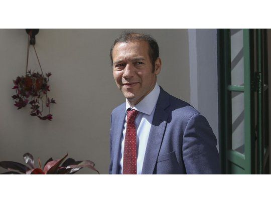 Neuquén congela planta de personal sueldos políticos para controlar gasto público