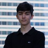 A sus 20 años ya es un multimillonario con 3 empresas bajo su ala. A sus 20 años ya es un multimillonario con 3 empresas bajo su ala.