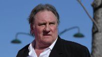El actor francés está acusado por agredir sexualmente a dos trabajadoras.